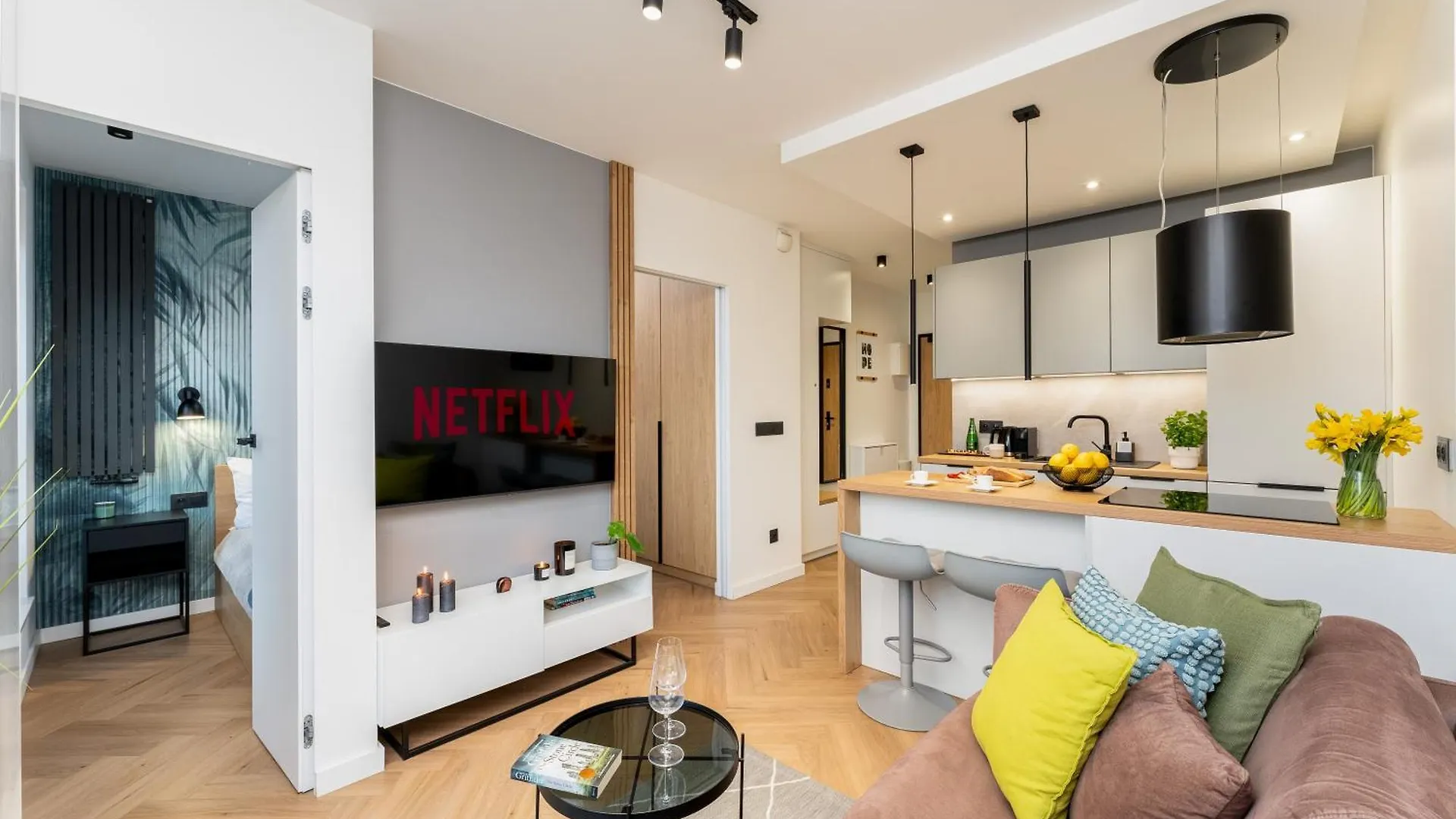 Verona House - Premium Apartment contacts