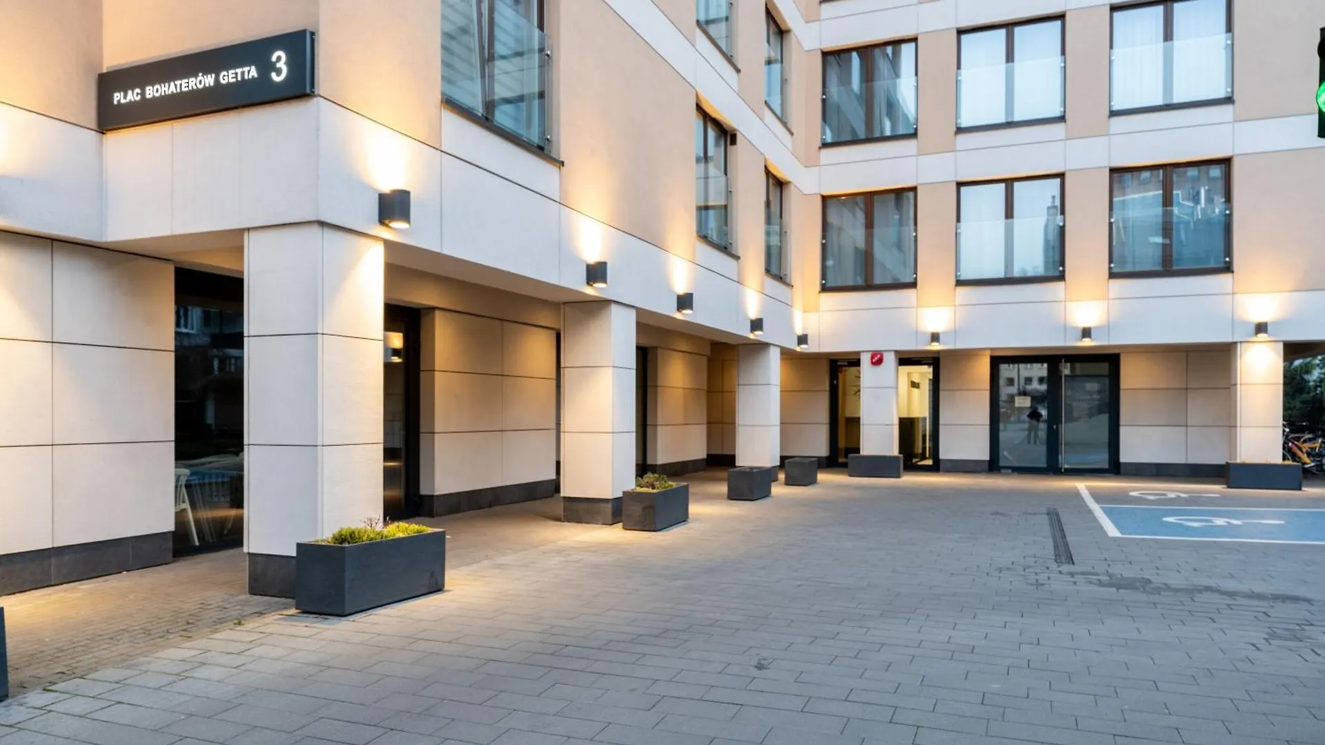 Verona House - Premium Apartment Krakow Poland